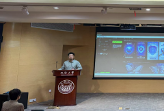 也有计较机科学取手艺学院、艺术取传媒学院等 